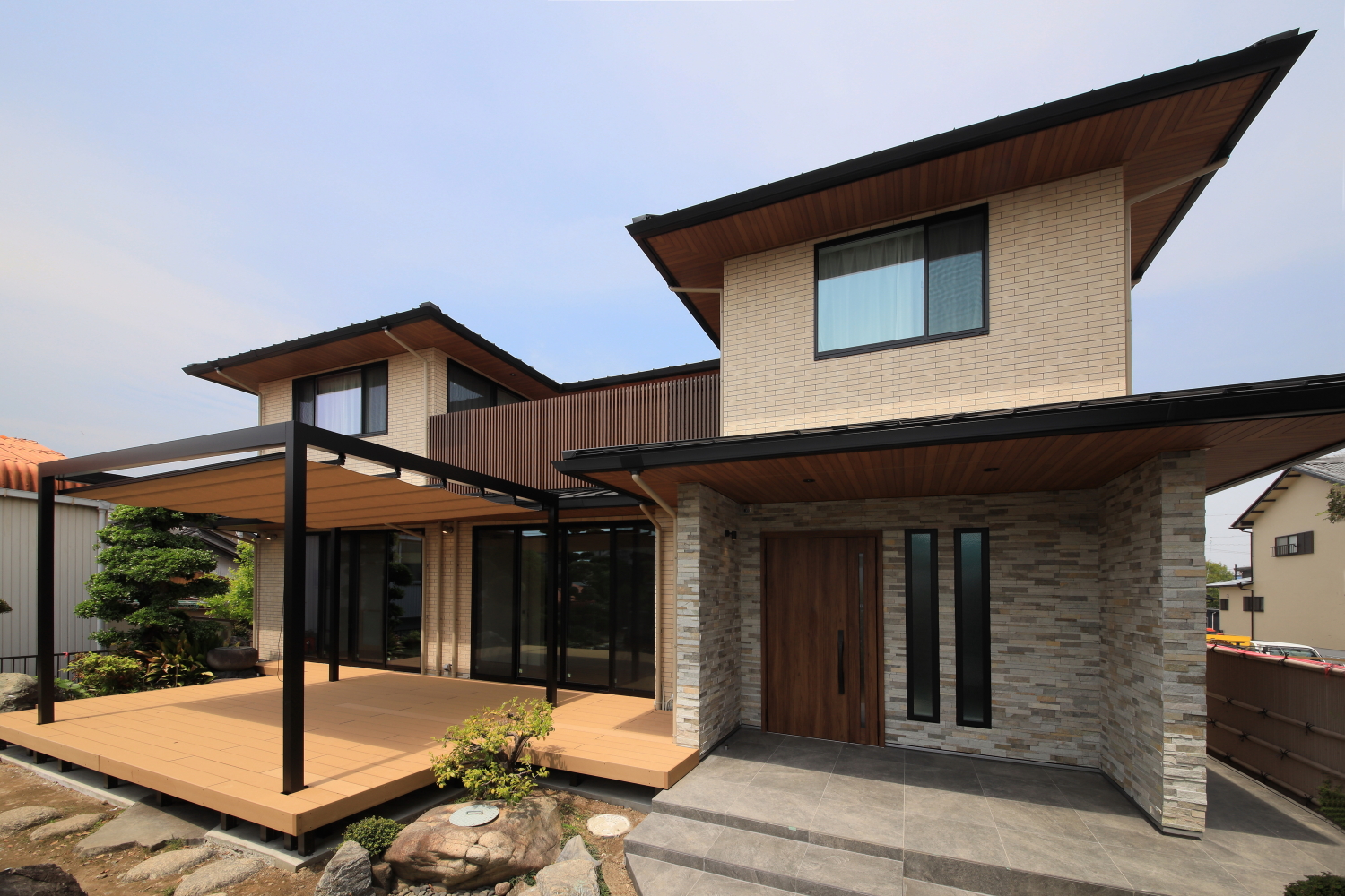 商談ルームとして活用する贅沢仕様の事務所兼用住宅誕生 画像